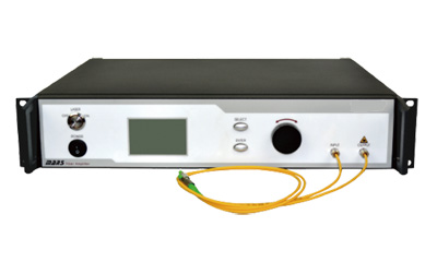 Amplificador de Fibra de Frequência Única 1.0µm Mantenedora de Polarização)(5-15W,
